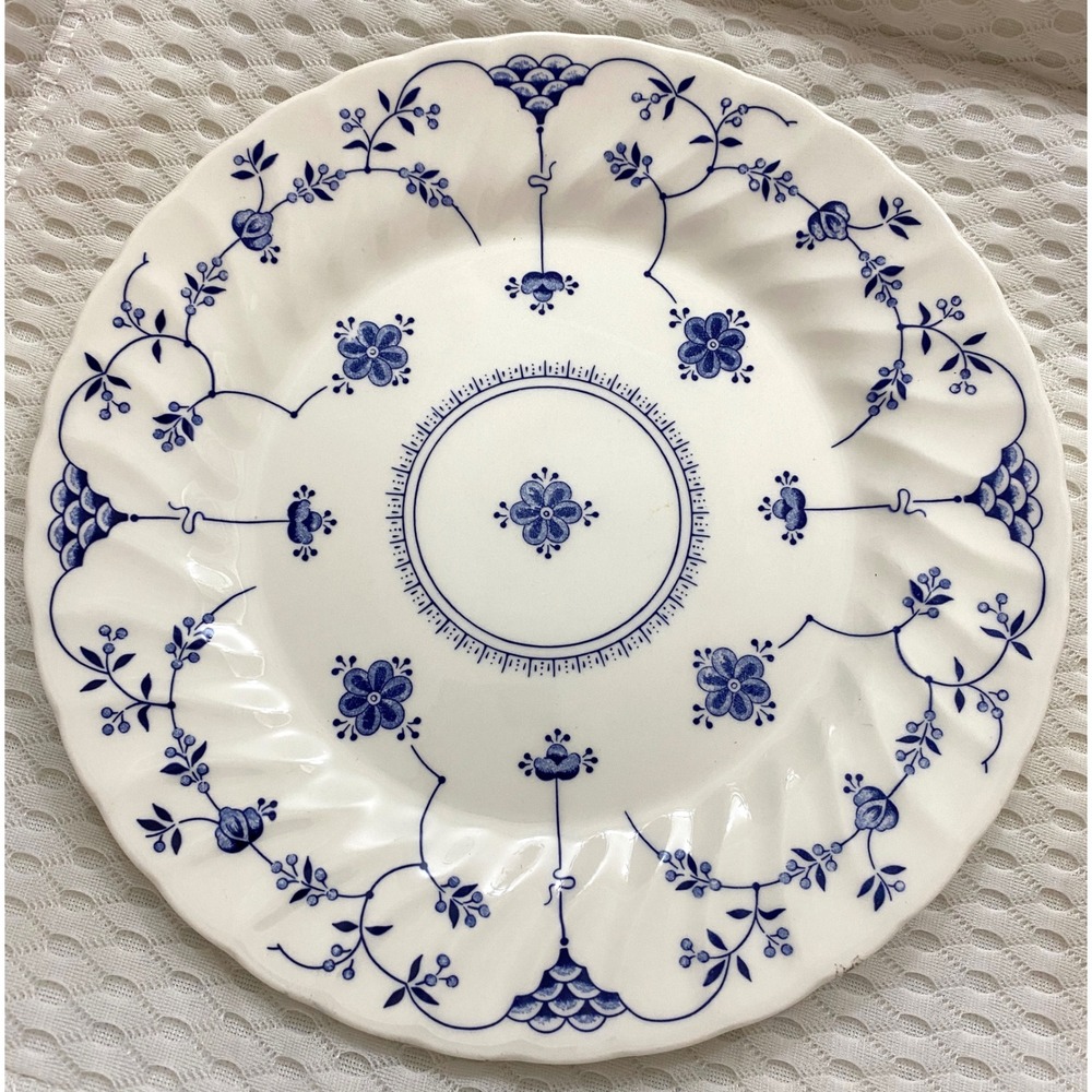 Queen's Blue Story Earthenware Plate Made in England Blue White Floral Swirl